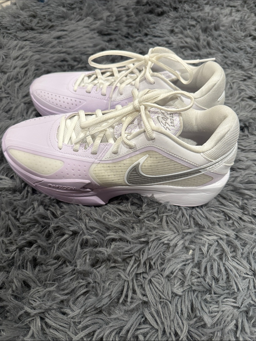 Nike GT Cut across in Barely Grape